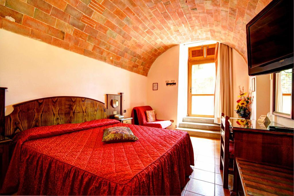 Hotel Residence Villa Rioddi Volterra Ngoại thất bức ảnh