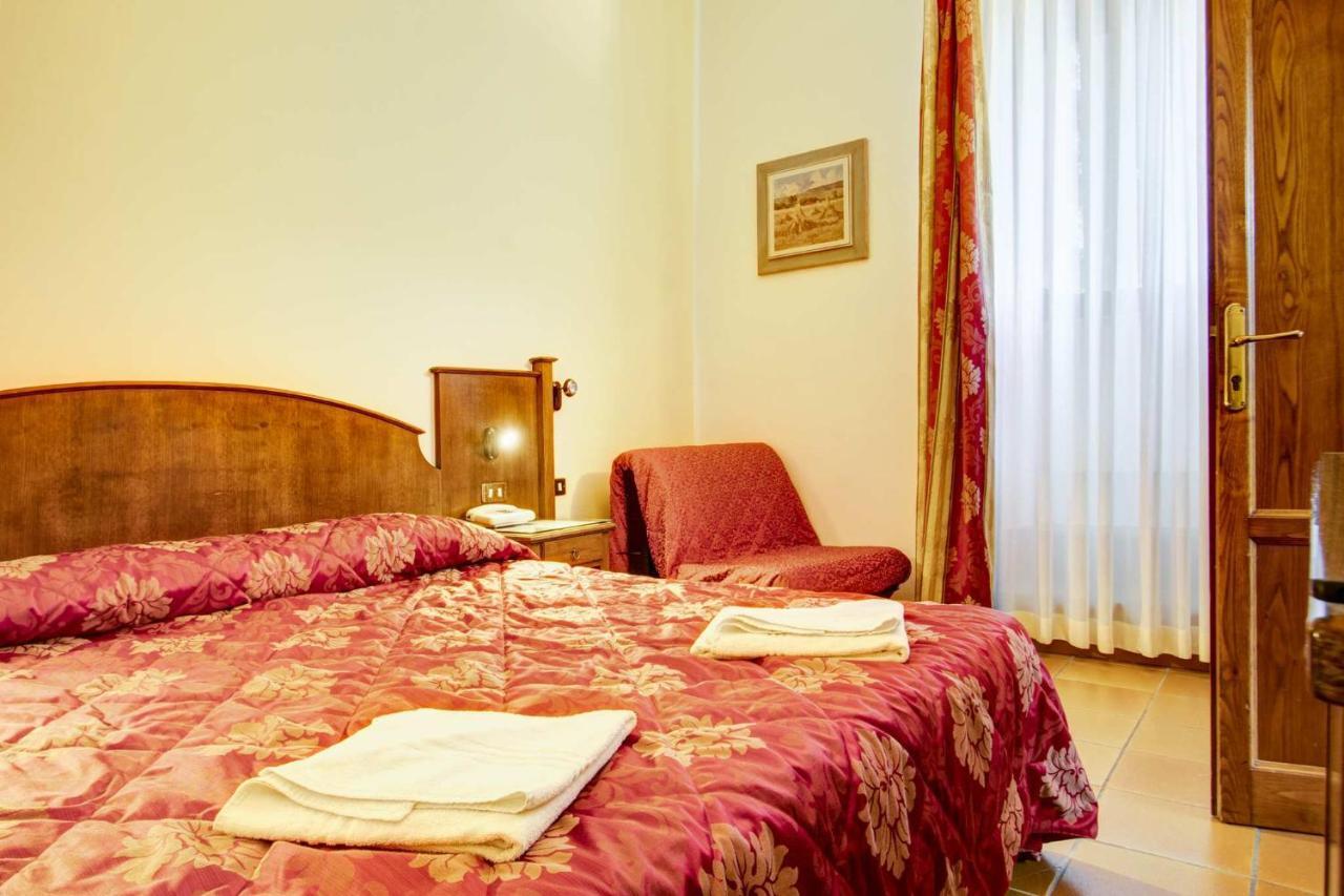 Hotel Residence Villa Rioddi Volterra Ngoại thất bức ảnh